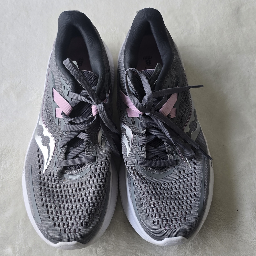 Saucony Gray and Pink Athletic Shoes Lightweight Mesh